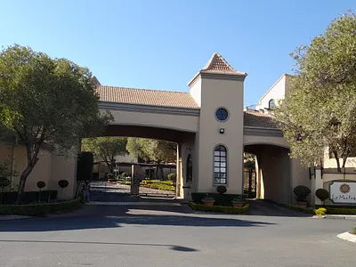 1 Bedroom Apartment To Rent in Sandton - img