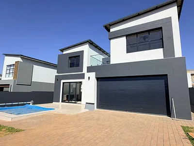 4 Bedroom House For Sale in Centurion - 7W4V.webp