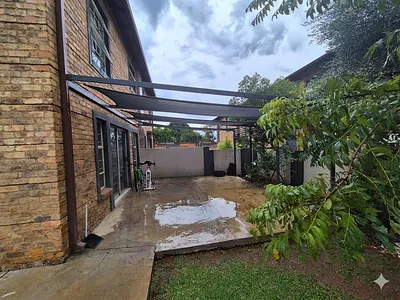 4 Bedroom Townhouse For Sale in Pretoria - vwa1.webp