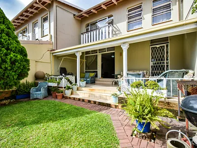 3 Bedroom Townhouse For Sale in Pretoria - HeXc.webp