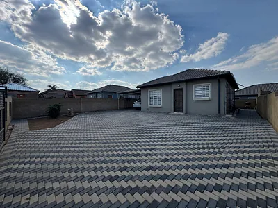 3 Bedroom House For Sale in Pretoria - c6TK.webp