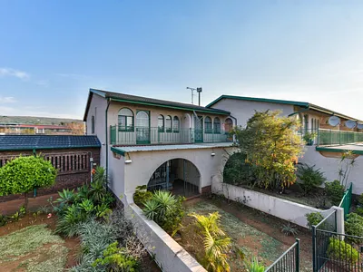 3 Bedroom Townhouse For Sale in Pretoria - XBFI.webp