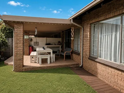 3 Bedroom Townhouse For Sale in Pretoria - y0Tb.webp