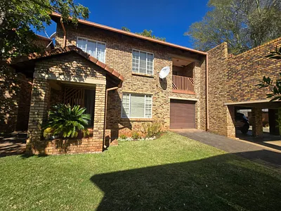 3 Bedroom Townhouse For Sale in Pretoria - XbPP.webp