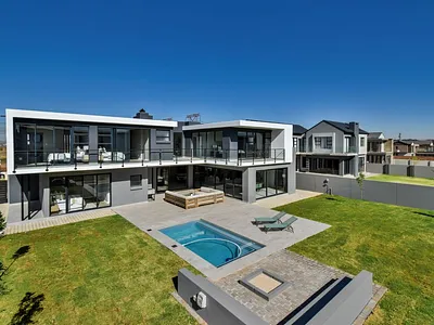 4 Bedroom House For Sale in Centurion - v83w.webp