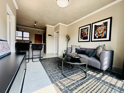 2 Bedroom Apartment For Sale in Pretoria - cKF2.webp