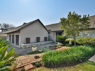 4 Bedroom House For Sale in Centurion - bStU.webp