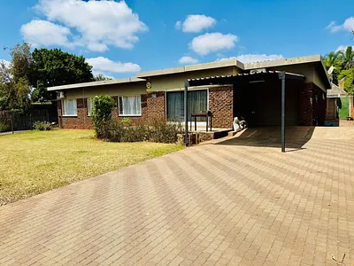 4 Bedroom House For Sale in Pretoria - BaMN.webp