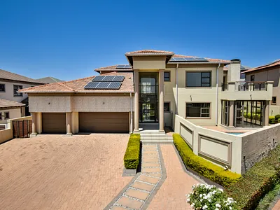 4 Bedroom House For Sale in Centurion - hMGz.webp