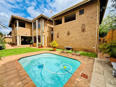 4 Bedroom House For Sale in Pretoria - mpuK.webp