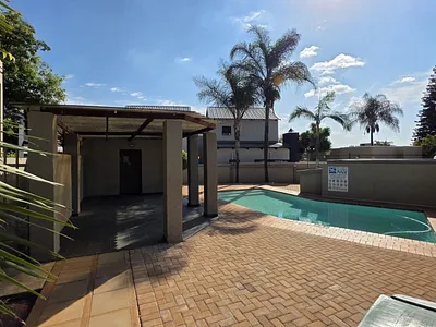 2 Bedroom Townhouse For Sale in Pretoria - 1Jar.webp