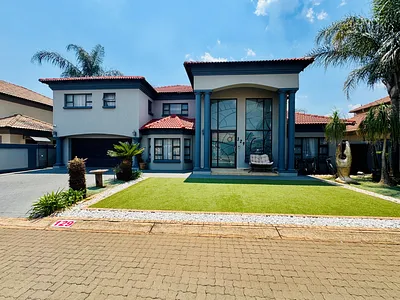 4 Bedroom House For Sale in Pretoria - RQw1.webp