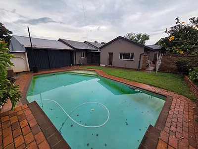 4 Bedroom House For Sale in Pretoria - b8tX.webp