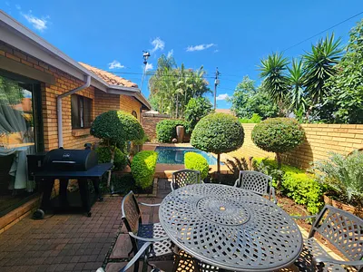 3 Bedroom House For Sale in Pretoria - pxR8.webp