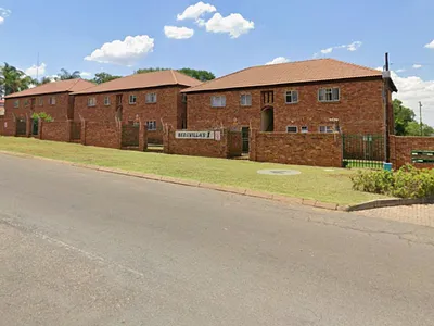 2 Bedroom Apartment For Sale in Akasia - gaMS.webp