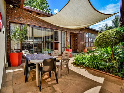 6 Bedroom House For Sale in Akasia - iVjC.webp