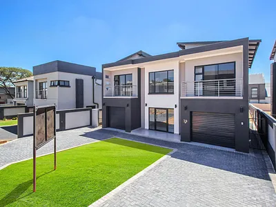 4 Bedroom House For Sale in Pretoria - fktI.webp