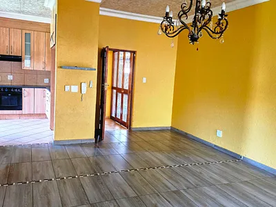 3 Bedroom Townhouse For Sale in Pretoria - bzMz.webp