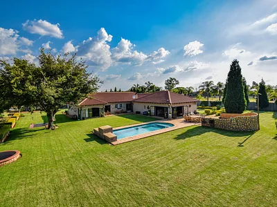 5 Bedroom House For Sale in Pretoria - NX6J.webp