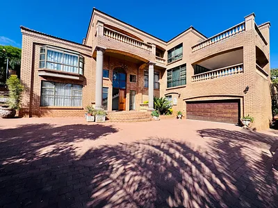 6 Bedroom House For Sale in Pretoria - lOem.webp