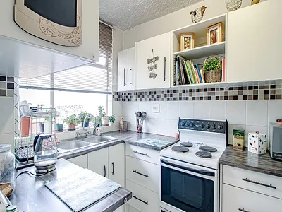 3 Bedroom Apartment For Sale in Pretoria - unaE.webp