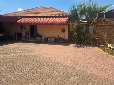 4 Bedroom House For Sale in Pretoria - xwkd.webp