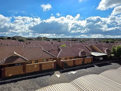 2 Bedroom Apartment For Sale in Pretoria - Tqbi.webp