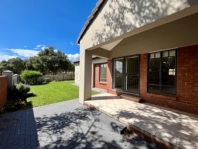 4 Bedroom Townhouse For Sale in Pretoria - efj2.webp