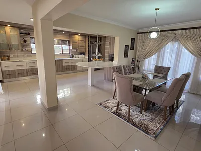 4 Bedroom House For Sale in Pretoria - 80Rj.webp