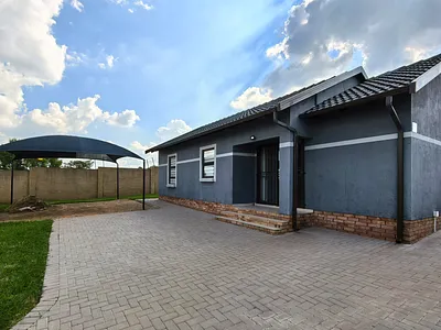 3 Bedroom House To Rent in Midrand - LQWJ.webp