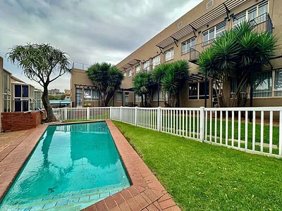 1 Bedroom Apartment To Rent in Johannesburg - 1HS6.webp