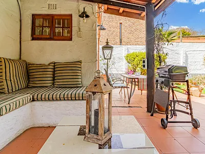 2 Bedroom House For Sale in Johannesburg - img