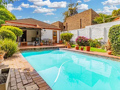 2 Bedroom House For Sale in Johannesburg - 4gy6.webp