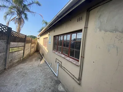 1 Bedroom Apartment To Rent in Durban - img
