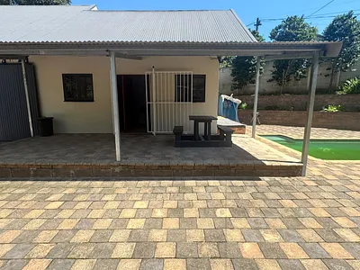 1 Bedroom Apartment To Rent in Hillcrest - img