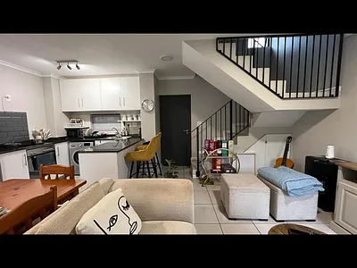 2 Bedroom Townhouse For Sale in Hillcrest - img