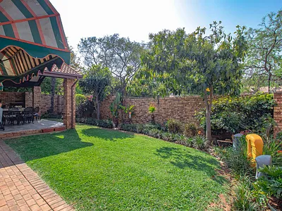 3 Bedroom Townhouse For Sale in Pretoria - img