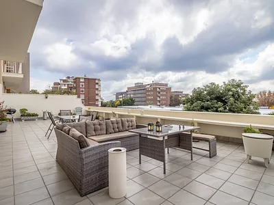 2 Bedroom Apartment For Sale in Johannesburg - cKg4.webp