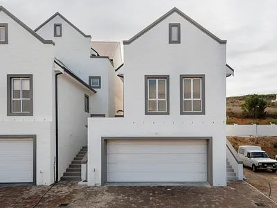3 Bedroom House For Sale in Stellenbosch - nq2p.webp
