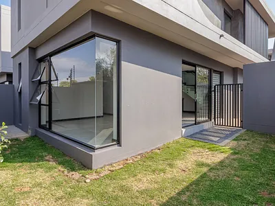 3 Bedroom Townhouse To Rent in Sandton - 0oNY.webp