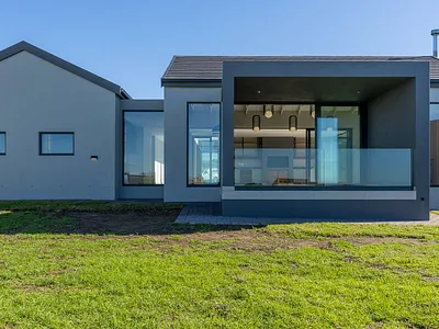 4 Bedroom House For Sale in George - ILkx.webp