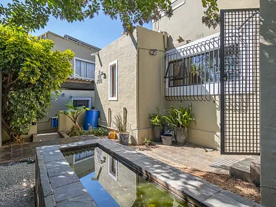 3 Bedroom House For Sale in Johannesburg - osjH.webp