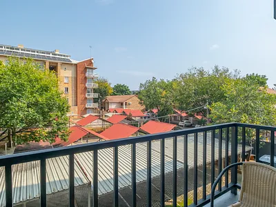 1 Bedroom Apartment For Sale in Pretoria - WzoY.webp