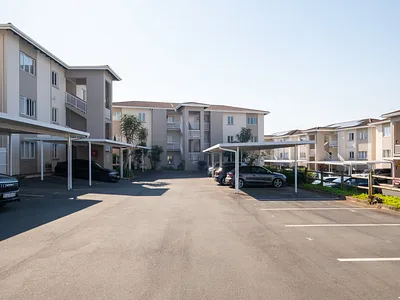 2 Bedroom Apartment For Sale in Ballito - R3QZ.webp