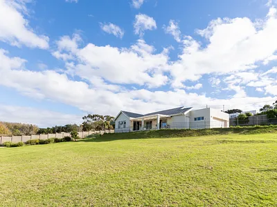 1 Bedroom House For Sale in Napier - I3BO.webp