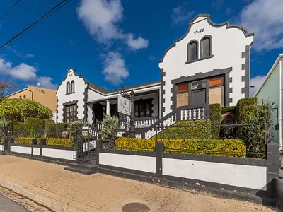 4 Bedroom House For Sale in Napier - pKKN.webp