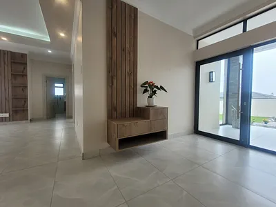 4 Bedroom House For Sale in Jeffreys Bay - 7Wei.webp