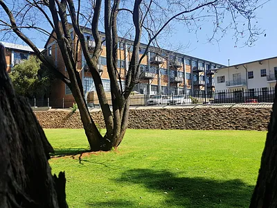 1 Bedroom Apartment For Sale in Johannesburg - 7aZA.webp