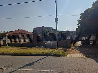 1 Bedroom Apartment To Rent in Roodepoort - iGOj.webp