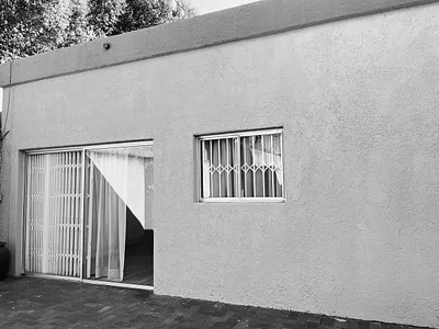 1 Bedroom Apartment To Rent in Johannesburg - 4KQT.webp